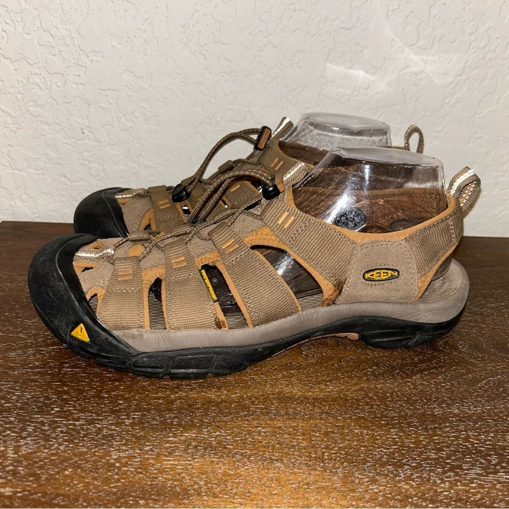 Keen Newport Leather Toggle Waterproof Sandal Shoes - Picture 4 of 7